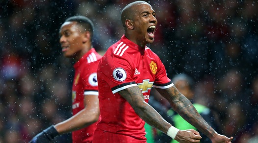 Premier League, Manchester United col minimo sforzo. Benitez, altro ko