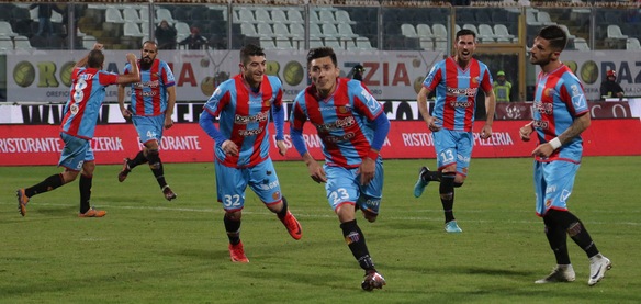 Serie C Lecce, niente gol. Il Catania accorcia