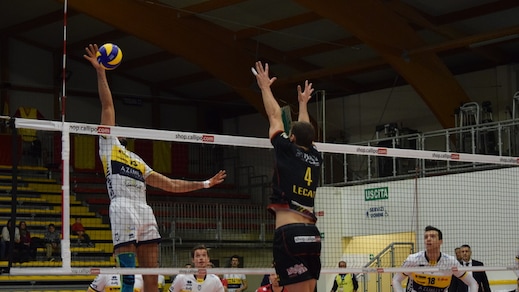 Volley: Superlega, nell'anticipo Modena espugna Vibo