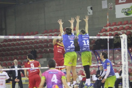 Volley: A2 Maschile, Girone Bianco: Aversa e Potenza Picena fanno valere il fattore campo