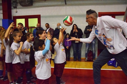 Volley:  che entusiasmo a Monterotondo con "Lucky" Lucchetta