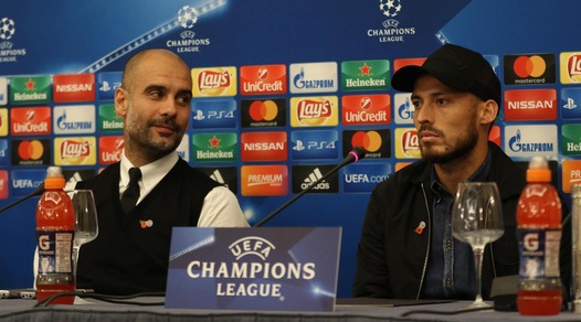 Manchester City, Guardiola in pressing: «Fate rinnovare David Silva»