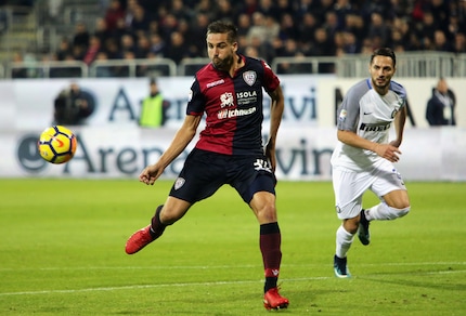 Serie A Cagliari, Pavoletti segna nella partitella