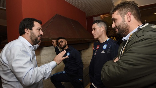 Napoli: «Non abbiamo accettato le scuse di Salvini»