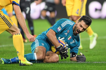 Buffon: «Higuain in forma strepitosa. Scudetto? Ci crediamo»