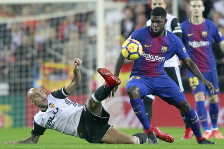 Barcellona, due mesi di stop per Umtiti