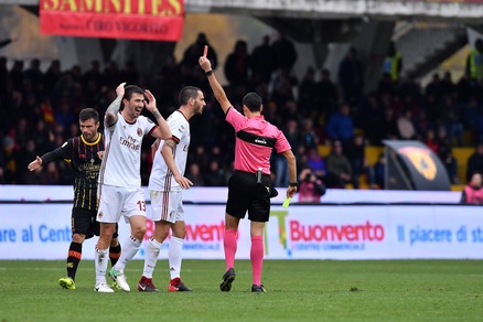 Serie A, gli squalificati: un turno a Poli, Romagnoli e Barella