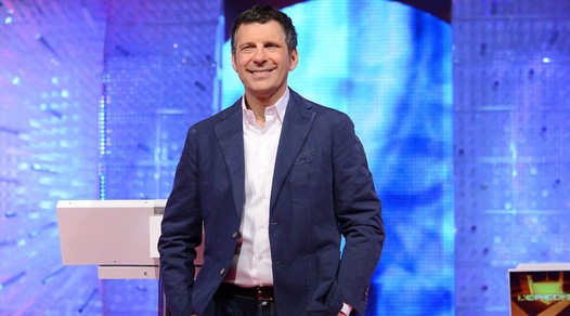 Fabrizio Frizzi a sorpresa in tv: «Sto bene, sto meglio»