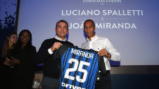 Serie A Inter, Miranda sfida la Juventus: «C'è tanta euforia»