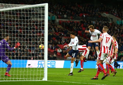 Premier League, il Tottenham esce dalla crisi: cinquina allo Stoke