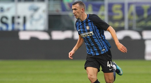 Inter, la stampa inglese: «Il Manchester United non molla la presa su Perisic»