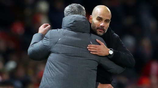 Guardiola batte Mourinho: il derby di Manchester visto dalle panchine