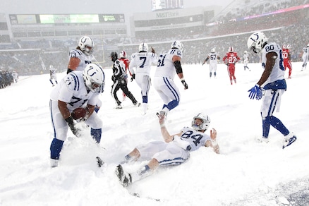 La tempesta di neve non ferma il football americano