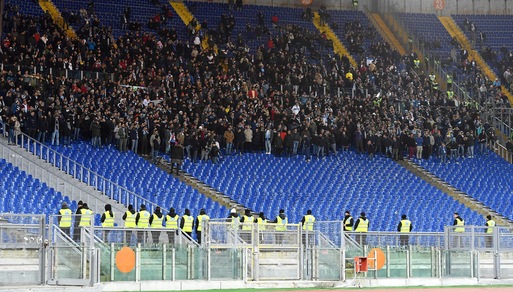 Lazio-Torino, la Curva Nord protesta: tifosi infuriati con Giacomelli