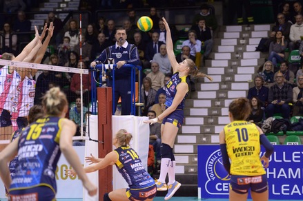 Volley: Champions Femminile, Conegliano vince nettamente il derby con Novara