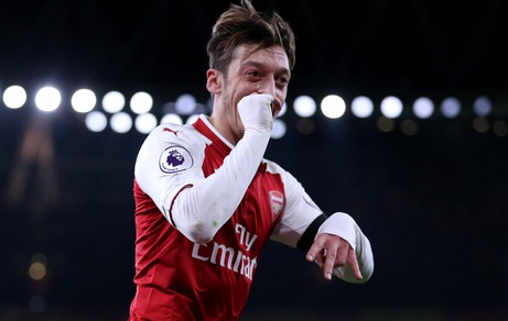 Dall'Inghilterra: «Özil si allontana dall'Arsenal»