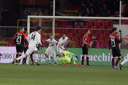 Serie B, Foggia-Venezia 2-2: rimonta in extremis con Deli