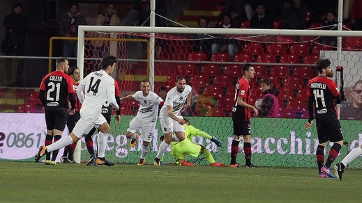 Serie B, Foggia-Venezia 2-2: rimonta in extremis con Deli