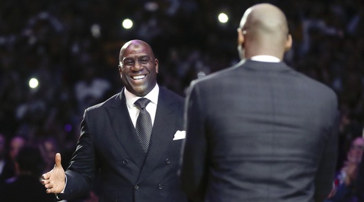 NBA, la festa di Kobe. Magic: "Il più grande di sempre"