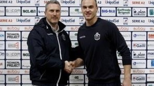 Volley: A2 Maschile, Boswinkel da Bolzano a Siena