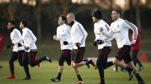 Bufera Milan, la squadra contro il ritiro punitivo