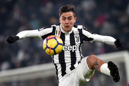 Calciomercato: no a United e Real, per i bookie Dybala resta alla Juve