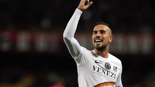 Serie B Venezia due giornate di squalifica a Falzerano