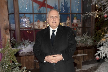 Lazio, Lotito: «De Vrij via a parametro zero? Dipende da lui»