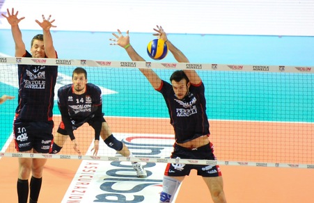 Volley: A2 Maschile, Girone Blu: Bergamo espugna Mondovì e va in vetta