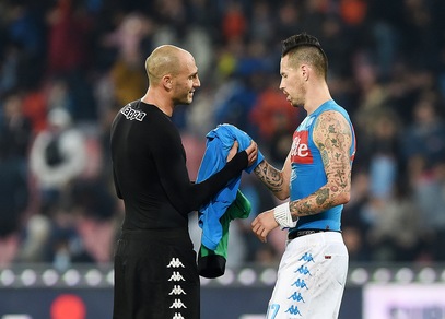 Napoli, Hamsik: «Natale indimenticabile». Poi l'omaggio a Cannavaro