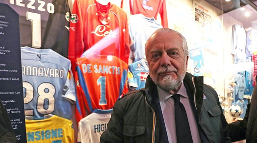 De Laurentiis, messaggio ai tifosi del Napoli: «Coronerò i nostri sogni»