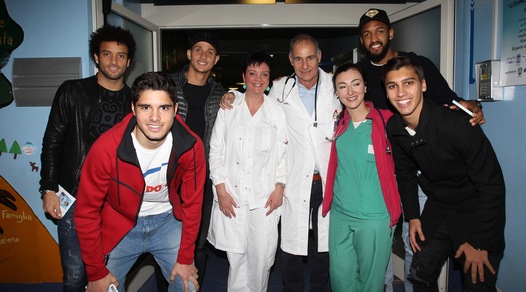 Lazio, i giocatori in visita ai bimbi dell'ospedale di Belcolle
