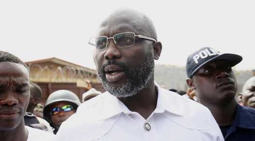 George Weah ce l'ha fatta: è il nuovo presidente della Liberia