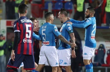 Serie A, Crotone-Napoli 0-1: Hamsik non si ferma, è titolo d'inverno