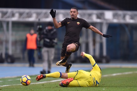 Bruno Peres, l'agente: «Vuole rimanere, ma decide il club»