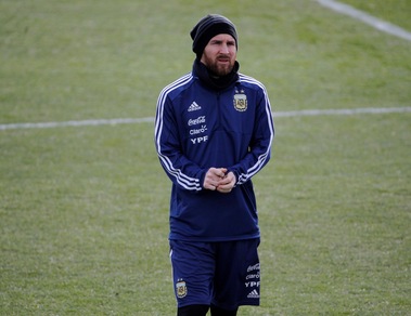 Argentina, Sampaoli: «Messi sarà della partita. Dybala? E' sempre nella mia testa»