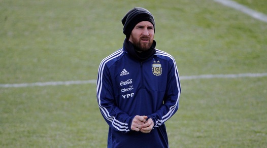 Argentina, Sampaoli: «Messi sarà della partita. Dybala? E' sempre nella mia testa»