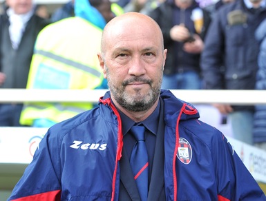 Serie A Crotone, Zenga: «Siamo feriti, ma non siamo morti»