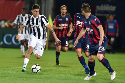 Serie A Crotone, squadra in ritiro in vista dell'Udinese