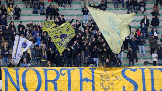 Serie A, tensione tifosi Chievo: schiaffi al team manager Pacione
