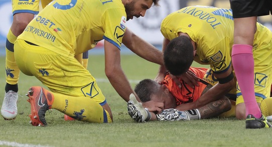 Serie A Chievo Sorrentino ko: frattura alle ossa nasali