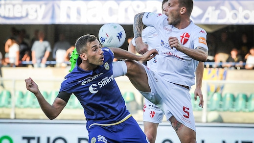 Serie B Verona, trauma distorsivo al ginocchio sinistro per Ragusa