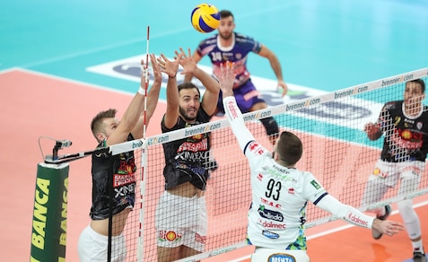 Volley: Superlega, Trento asfalta anche Sora