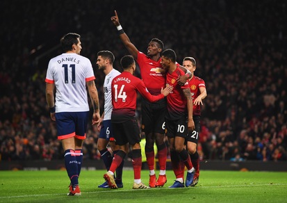 Manchester United, doppietta di Pogba: che show all'Old Trafford!
