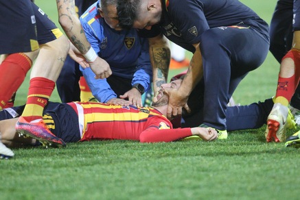 Serie B Lecce, per Scavone scongiurata l'operazione alla spalla