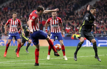 Juve-Atletico Madrid, si ferma Godin: è in dubbio per Torino