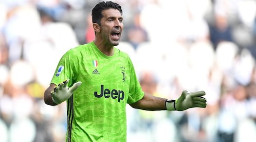Juve, Buffon: “Dispiaciuto per l’eliminazione dell’Inter in Champions”