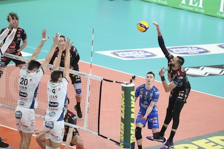 Superlega, chiusa l'andata Monza in Coppa, Civitanova vola