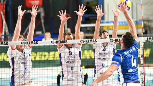 A2 Maschile, cade Ortona, Siena al comando