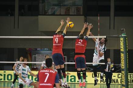 Bergamo inarrestabile, Taranto tiene il passo